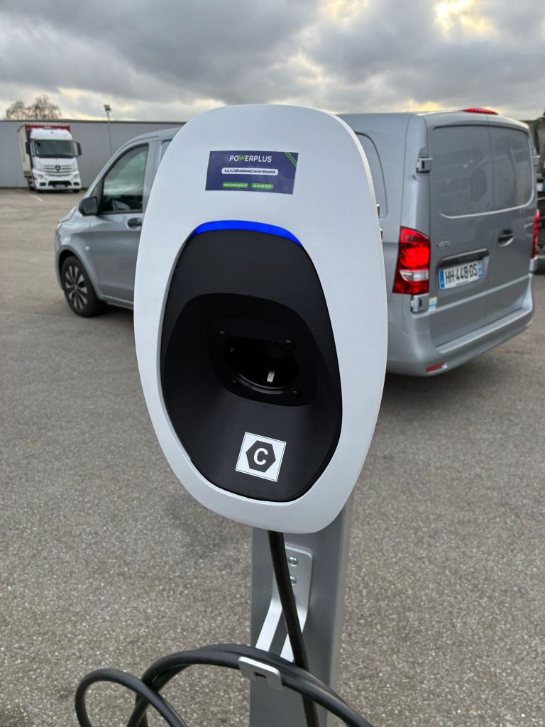 WhatsApp Image 2025-12-21 at 18.39.21 (1)